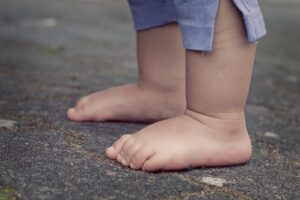 敏感肌の男性が足の臭い対策に効果的な方法は？